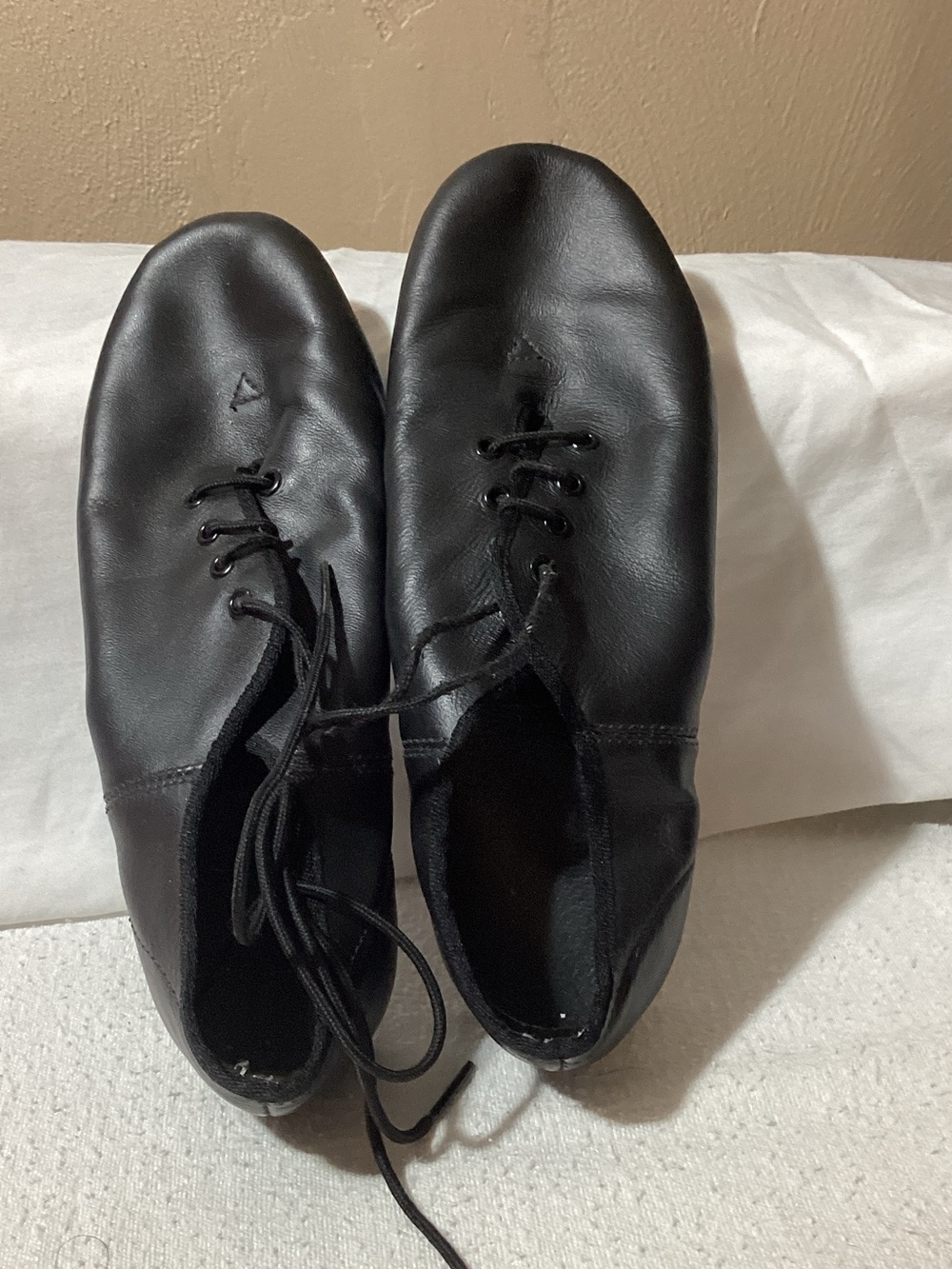 Bloch Black Lace-Up Jazz Dance Shoes
